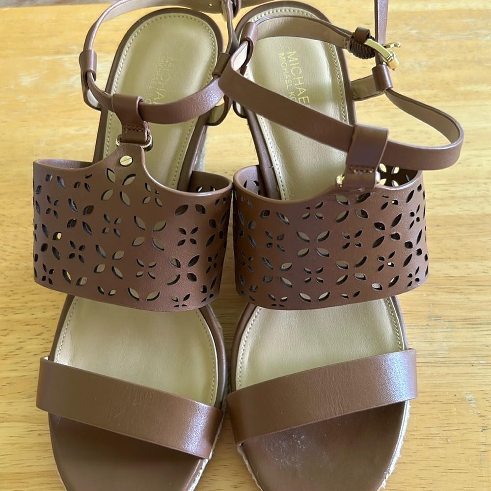 Michael Kors tan sandals, perfect condition